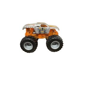 Hot Wheels Monster Jam Truck MAX-D Orange Glow Roll Cage Diecast 1:64 1/64